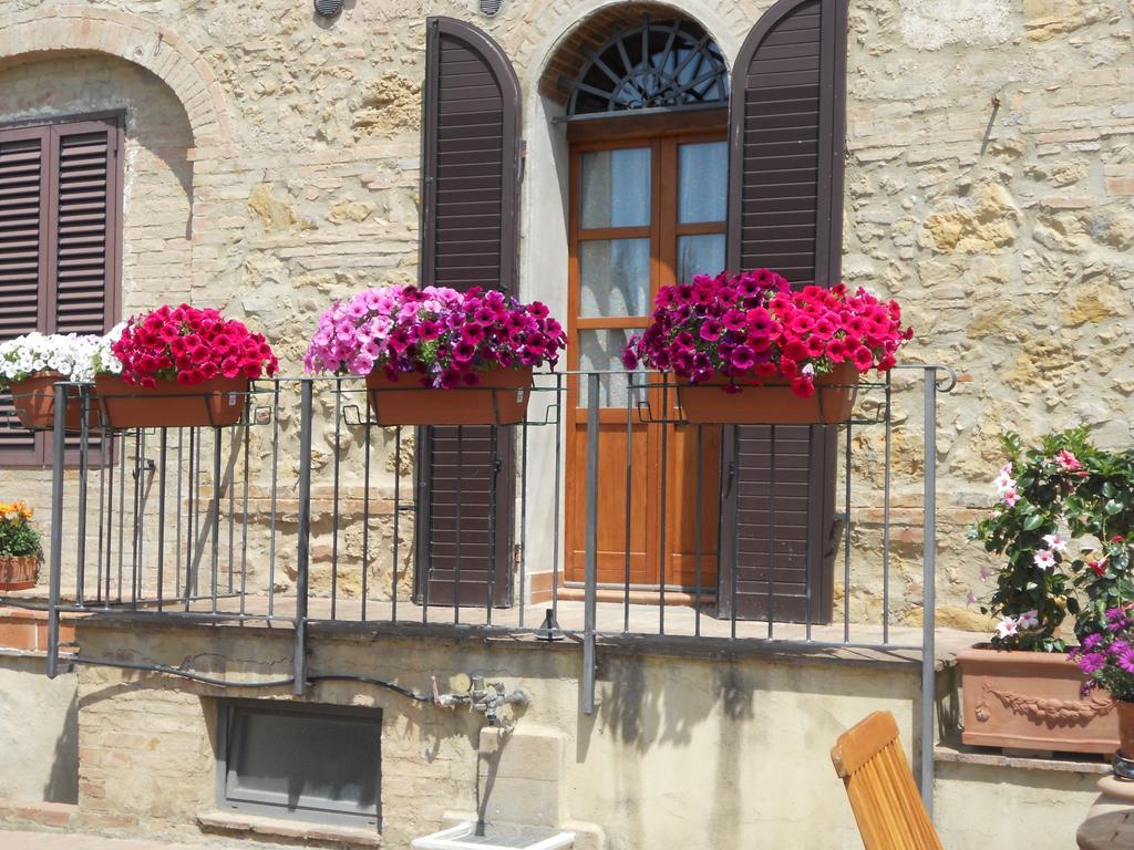 Casa Vacanze L'Oliveta Siena Exterior photo