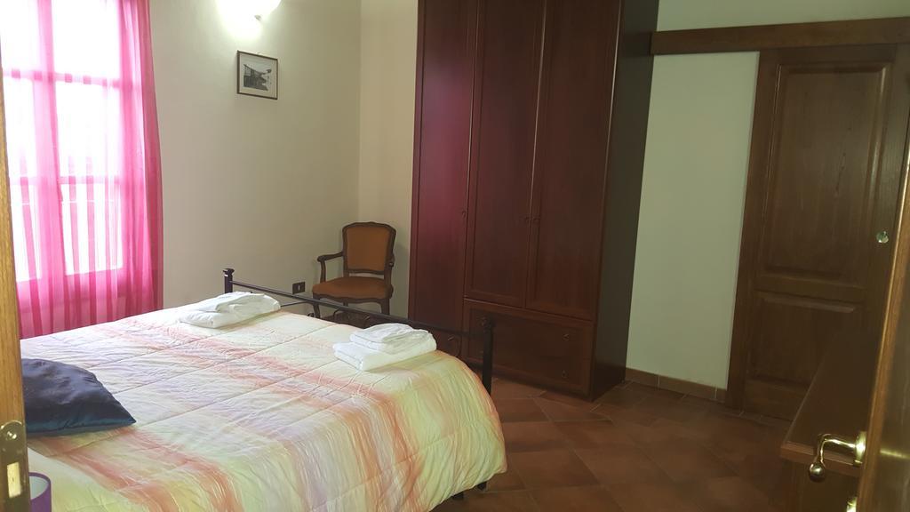Casa Vacanze L'Oliveta Siena Exterior photo