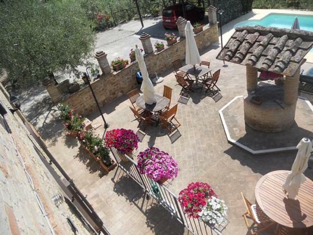 Casa Vacanze L'Oliveta Siena Exterior photo