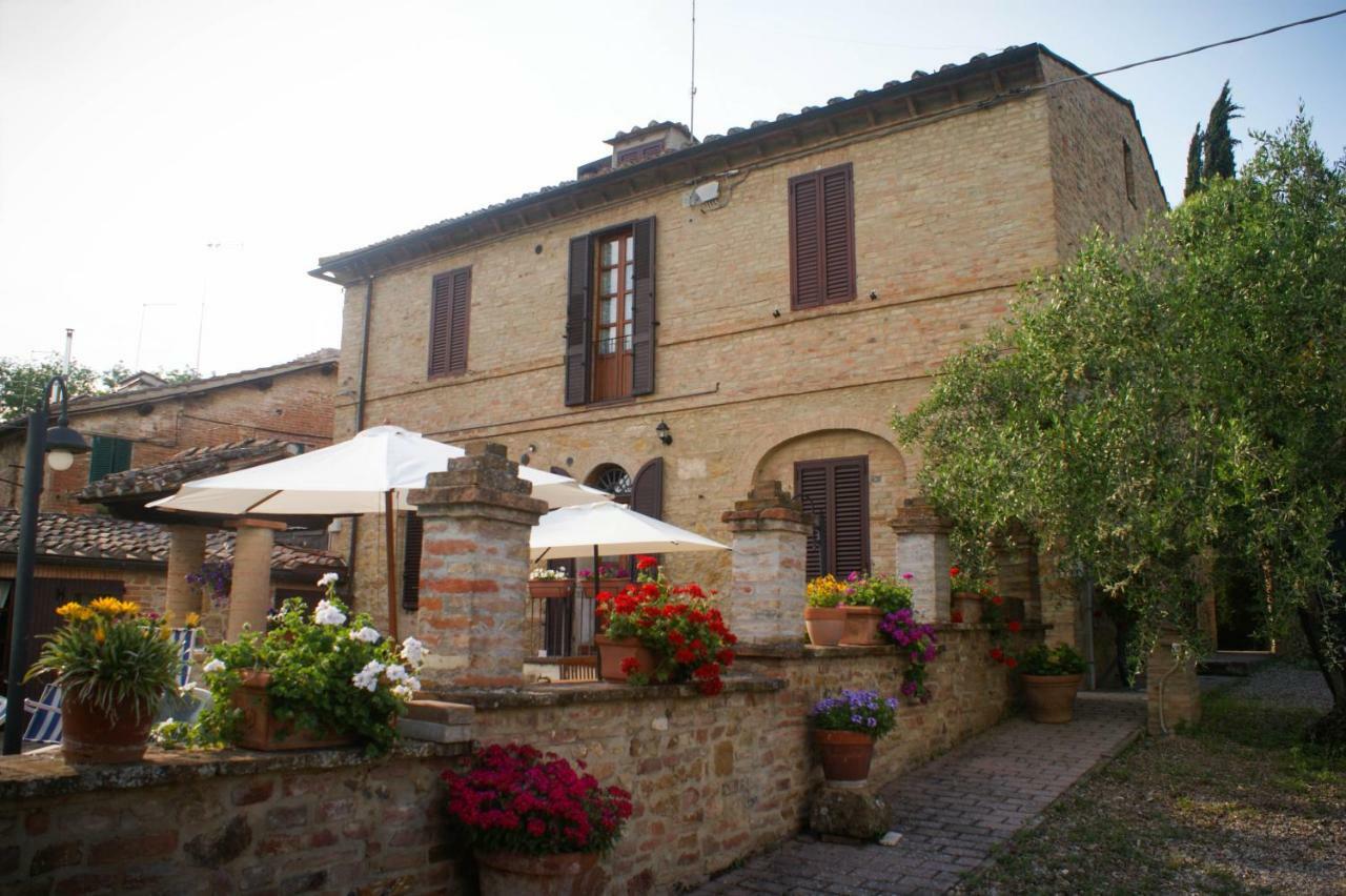 Casa Vacanze L'Oliveta Siena Exterior photo