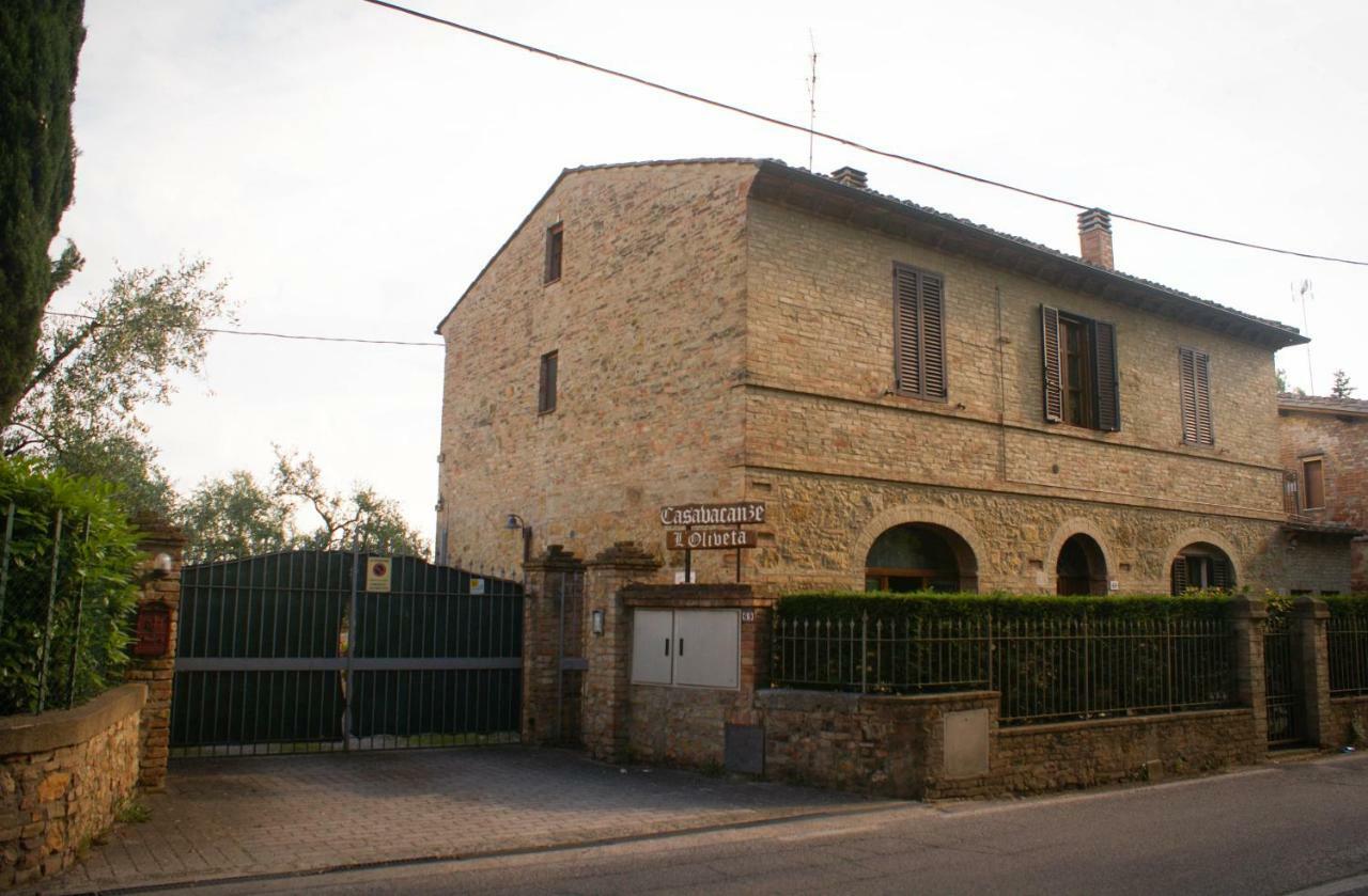 Casa Vacanze L'Oliveta Siena Exterior photo
